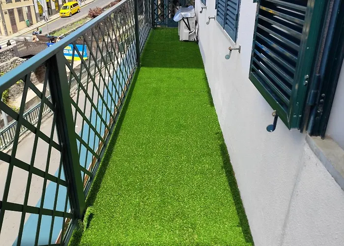 Benedict Center 公寓