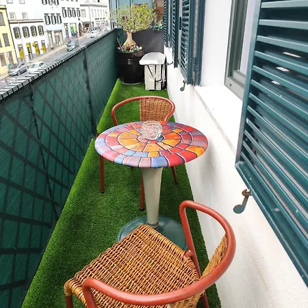 Benedict Center * Φουνκάλ